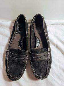 Women's Boc  shoes Mocassins  Size 9